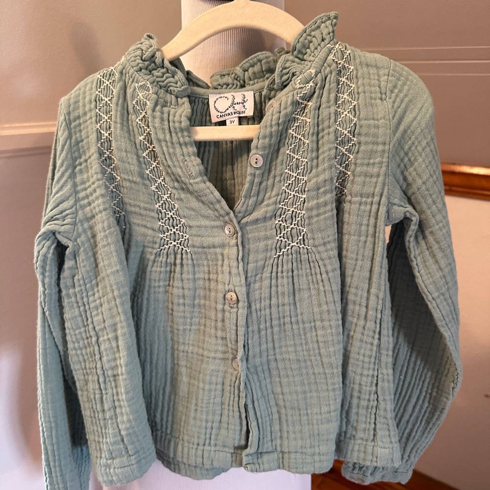 Sea foam button down smocked girls vintage Shirt